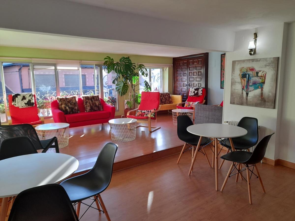Hostal "Los Chanos El Ruso" Galende Exteriér fotografie