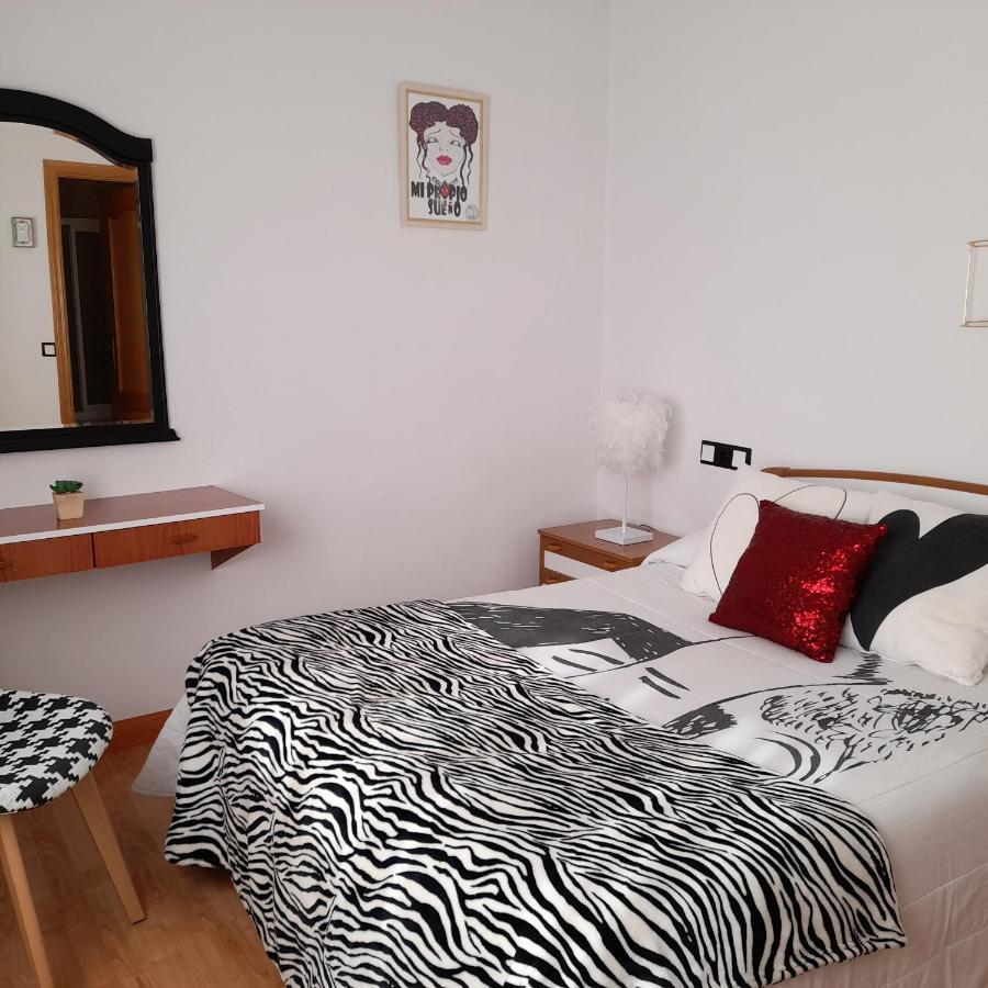 Hostal "Los Chanos El Ruso" Galende Exteriér fotografie