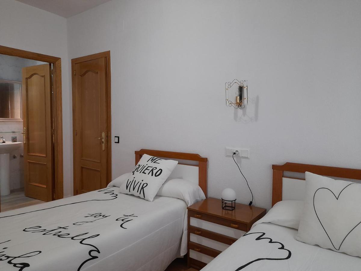 Hostal "Los Chanos El Ruso" Galende Exteriér fotografie