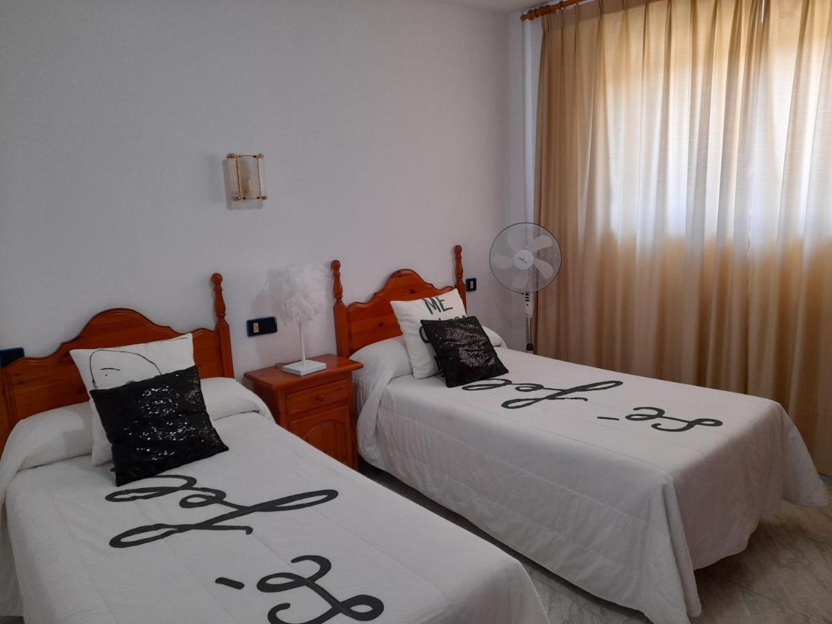 Hostal "Los Chanos El Ruso" Galende Exteriér fotografie