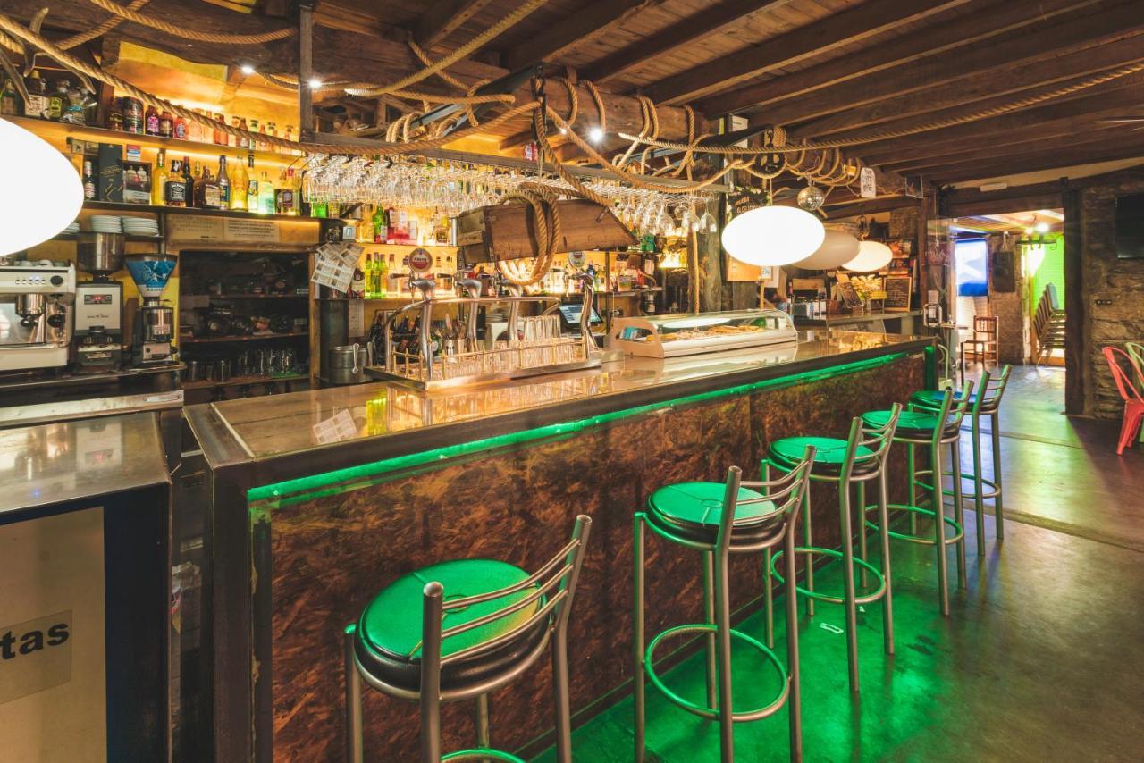 Hostal "Los Chanos El Ruso" Galende Exteriér fotografie