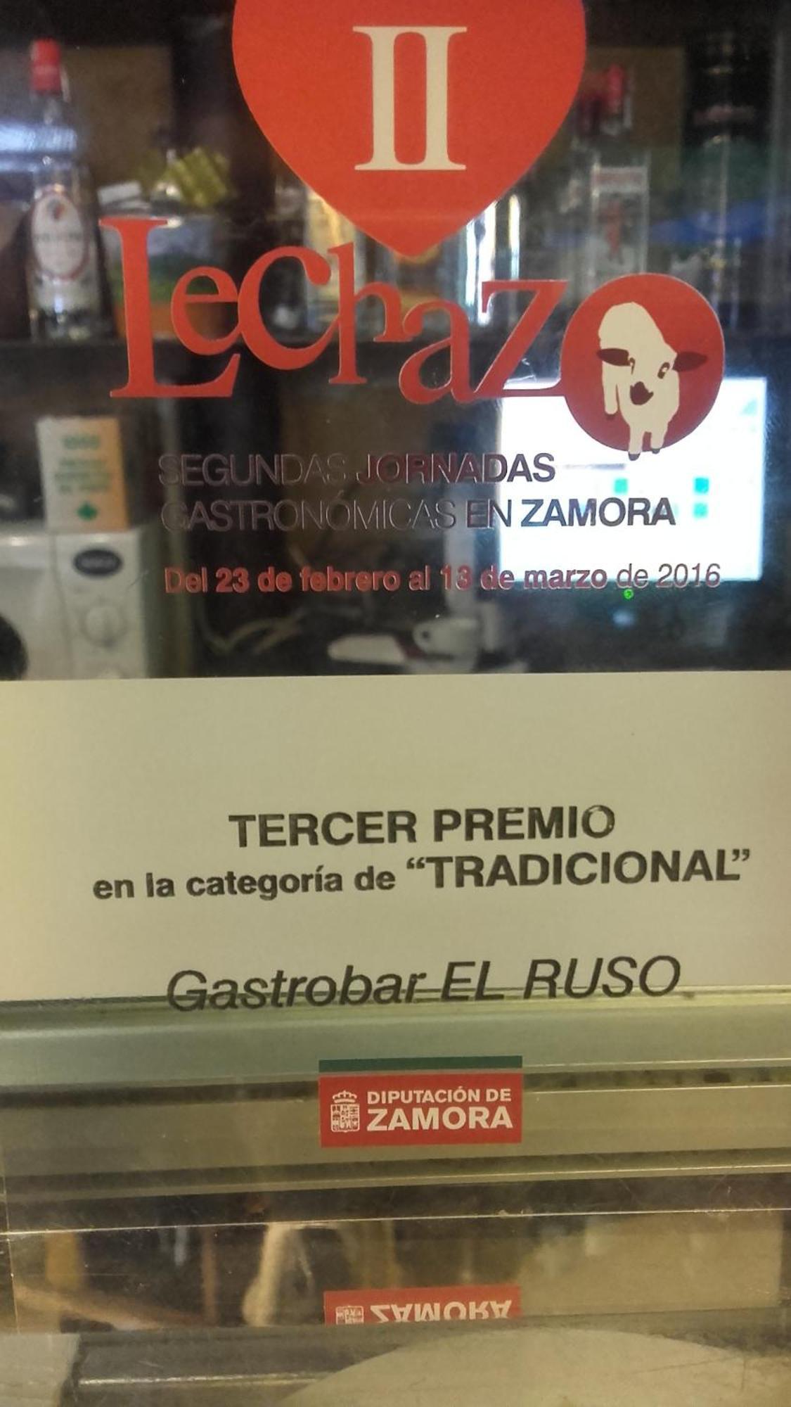 Hostal "Los Chanos El Ruso" Galende Exteriér fotografie