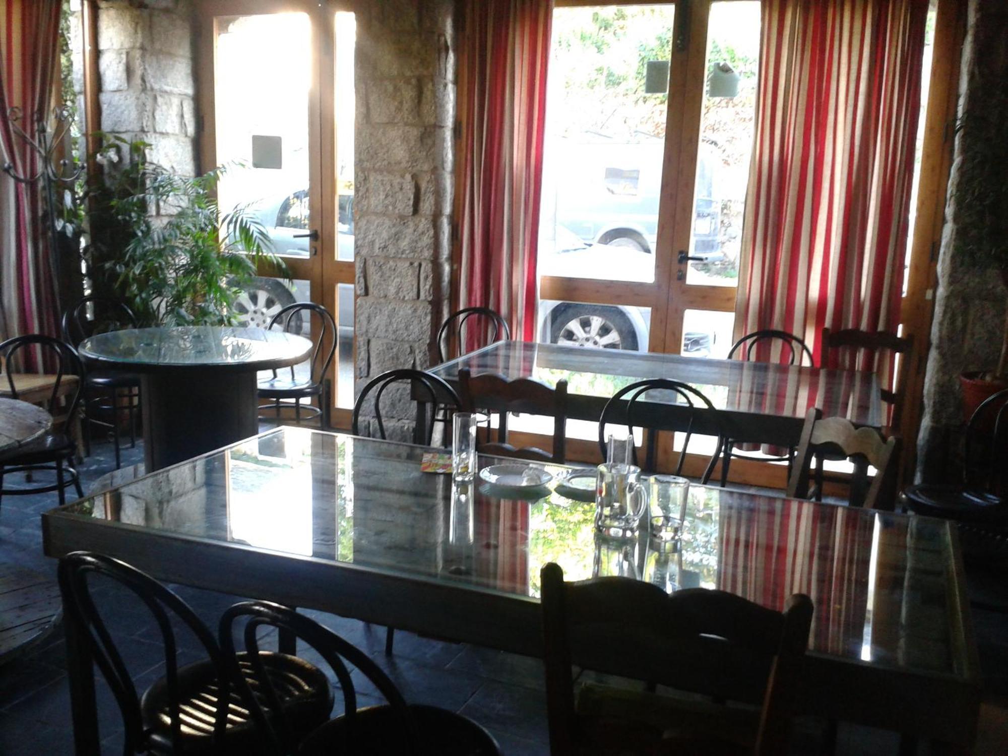 Hostal "Los Chanos El Ruso" Galende Exteriér fotografie