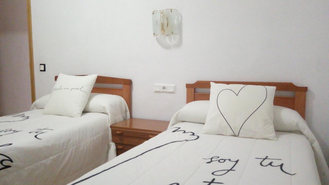 Hostal "Los Chanos El Ruso" Galende Exteriér fotografie