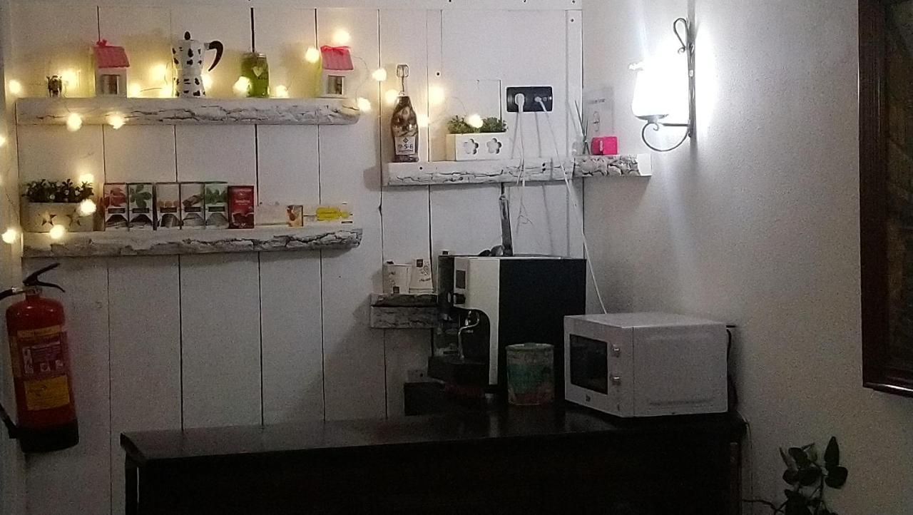 Hostal "Los Chanos El Ruso" Galende Exteriér fotografie