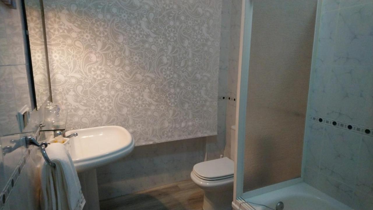 Hostal "Los Chanos El Ruso" Galende Exteriér fotografie