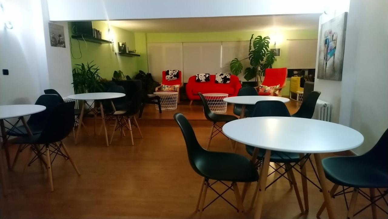Hostal "Los Chanos El Ruso" Galende Exteriér fotografie